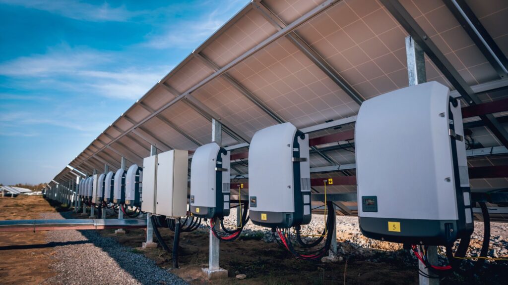 how to connect multiple solar inverters together 1